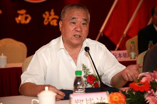凝心聚力，，，，，，克难攻坚，，，，，，挖潜增效，，，，，，科学生长——广西J9集团总公司八届一次职代会盛大召开 - 企业要闻 - J9集团