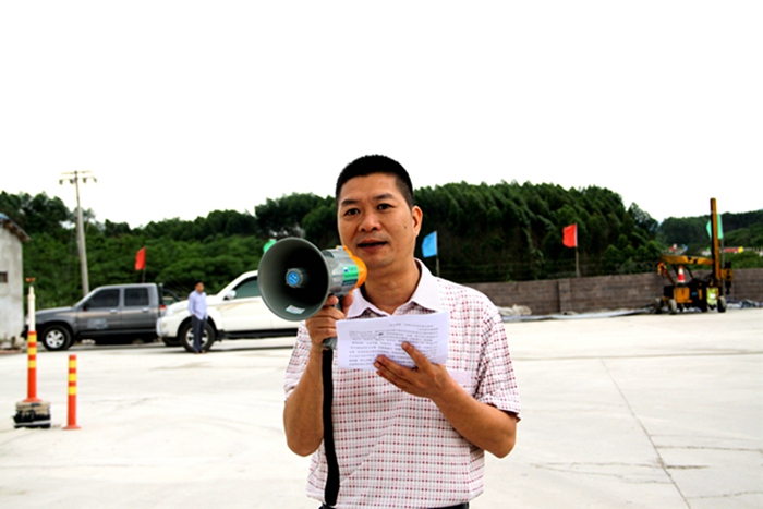 公司团委组织召开青年月表职业生涯交流会 - 党建事情 - J9集团